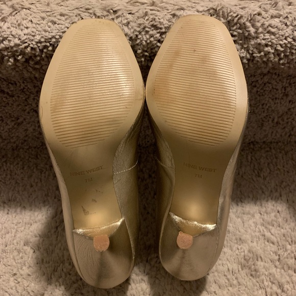 Nine West - Gold Shimmer Open Toed Heels - Picture 9 of 9